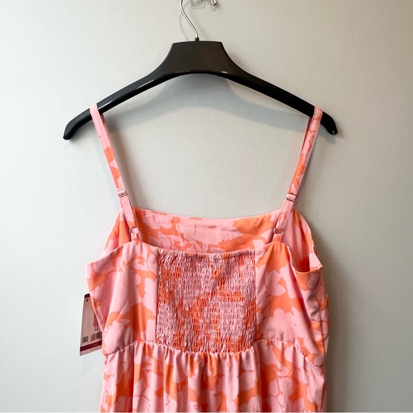 Social Standard by Sanctuary Ladies Smocked
Back Dress XL - Picture 9 of 12